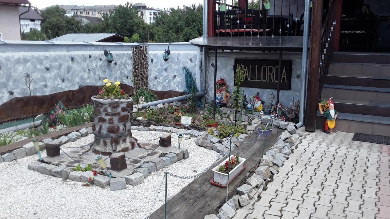 Pensiunea Mallorca Vişeu de Sus Exterior foto